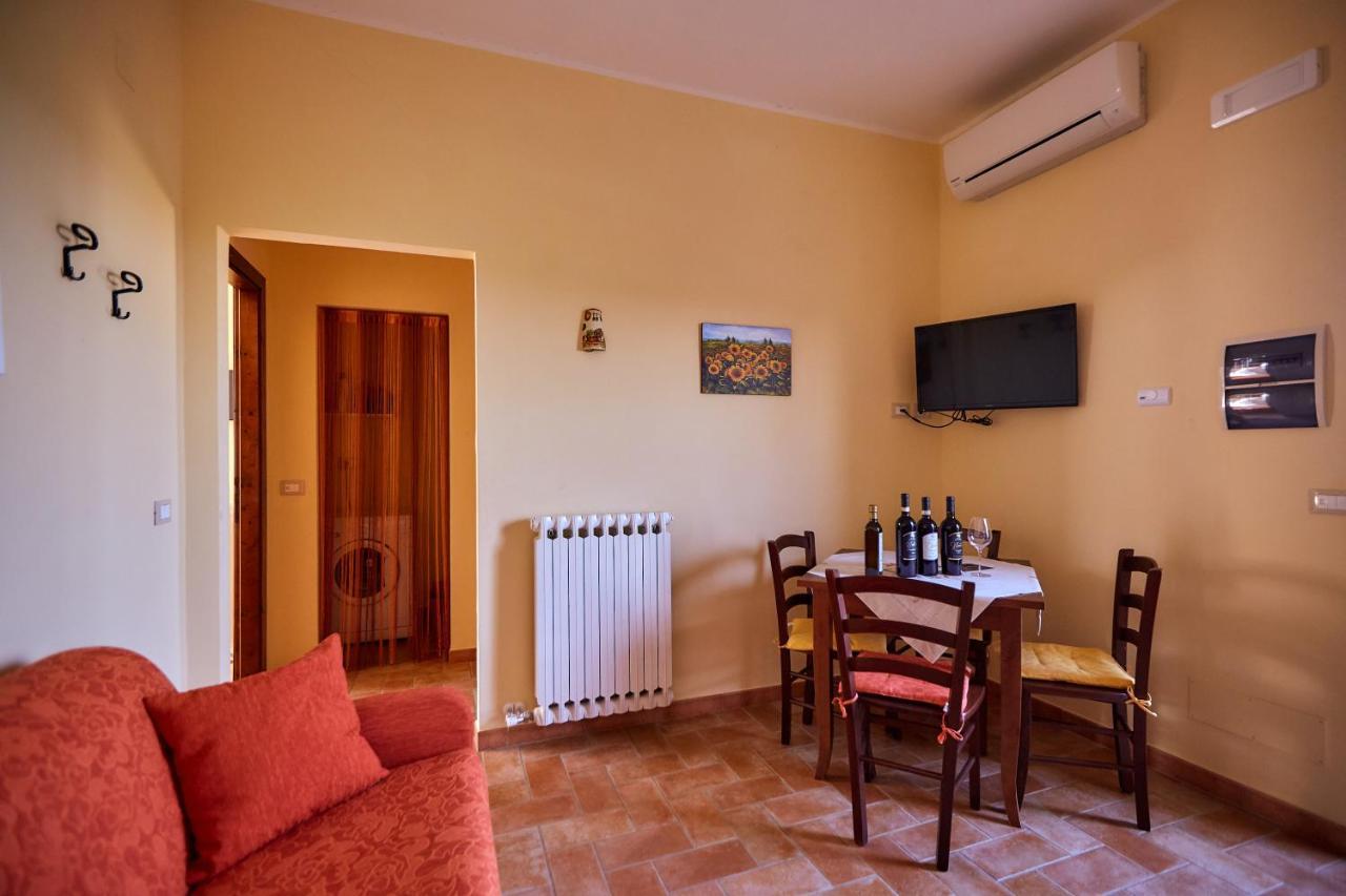 Agriturismo Podere Casa Al Vento มอนติปุลเชียโน ภายนอก รูปภาพ